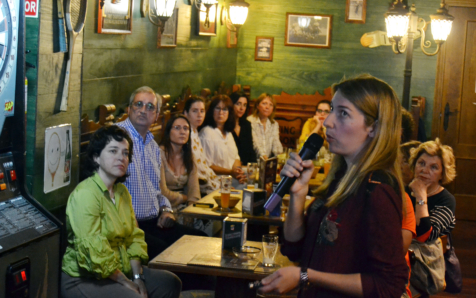 El papel de mujeres y niñas en conflictos armados centra la última de las tertulias ‘Beer for Science’