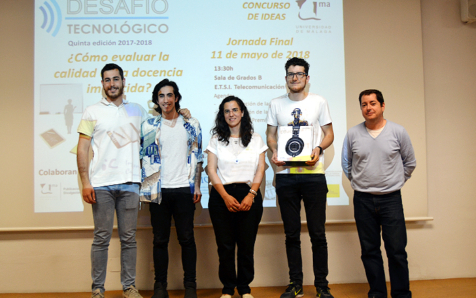 Juan Manuel Peña, alumno de la ETSI de Telecomunicación, ganador de la quinta edición del Desafío Tecnológico