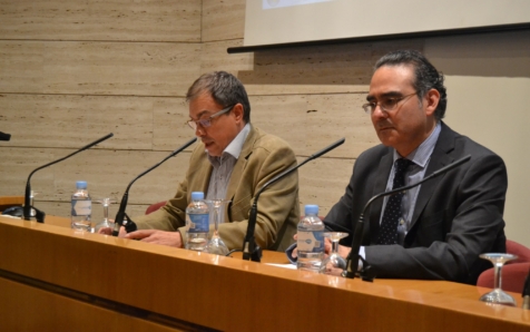 La Universidad de Málaga continúa ofreciendo sus novedades literarias en la Feria del Libro