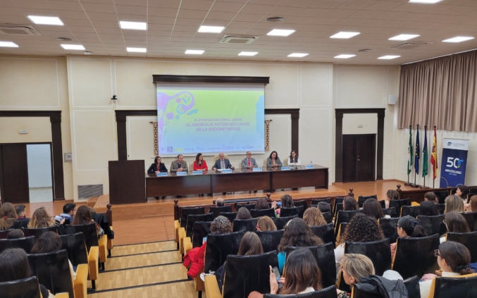 El abordaje interdisciplinar de la endometriosis centra el debate en la UMA